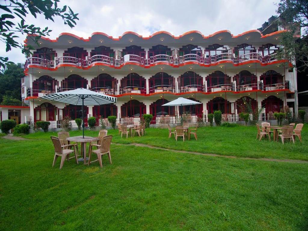 Himanshu Resorts Manāli Exteriér fotografie